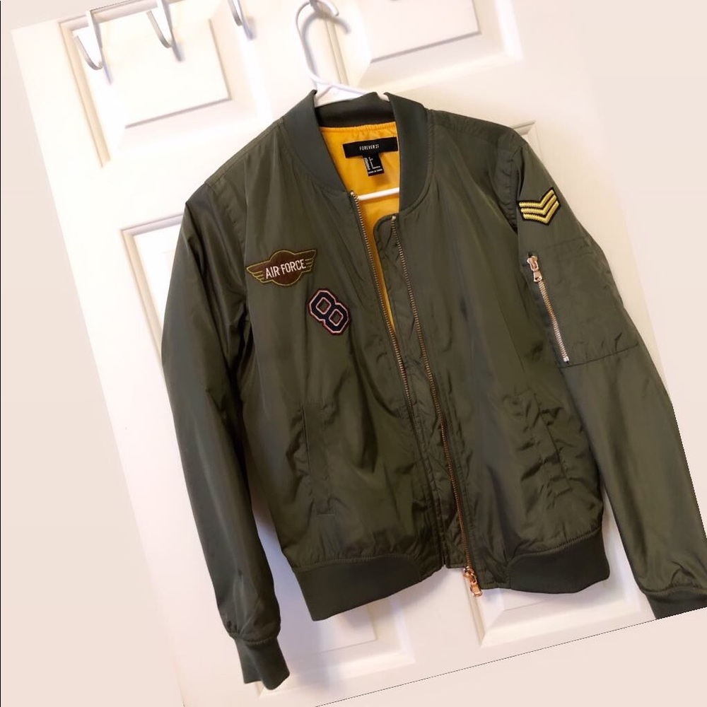 Bomber jacket